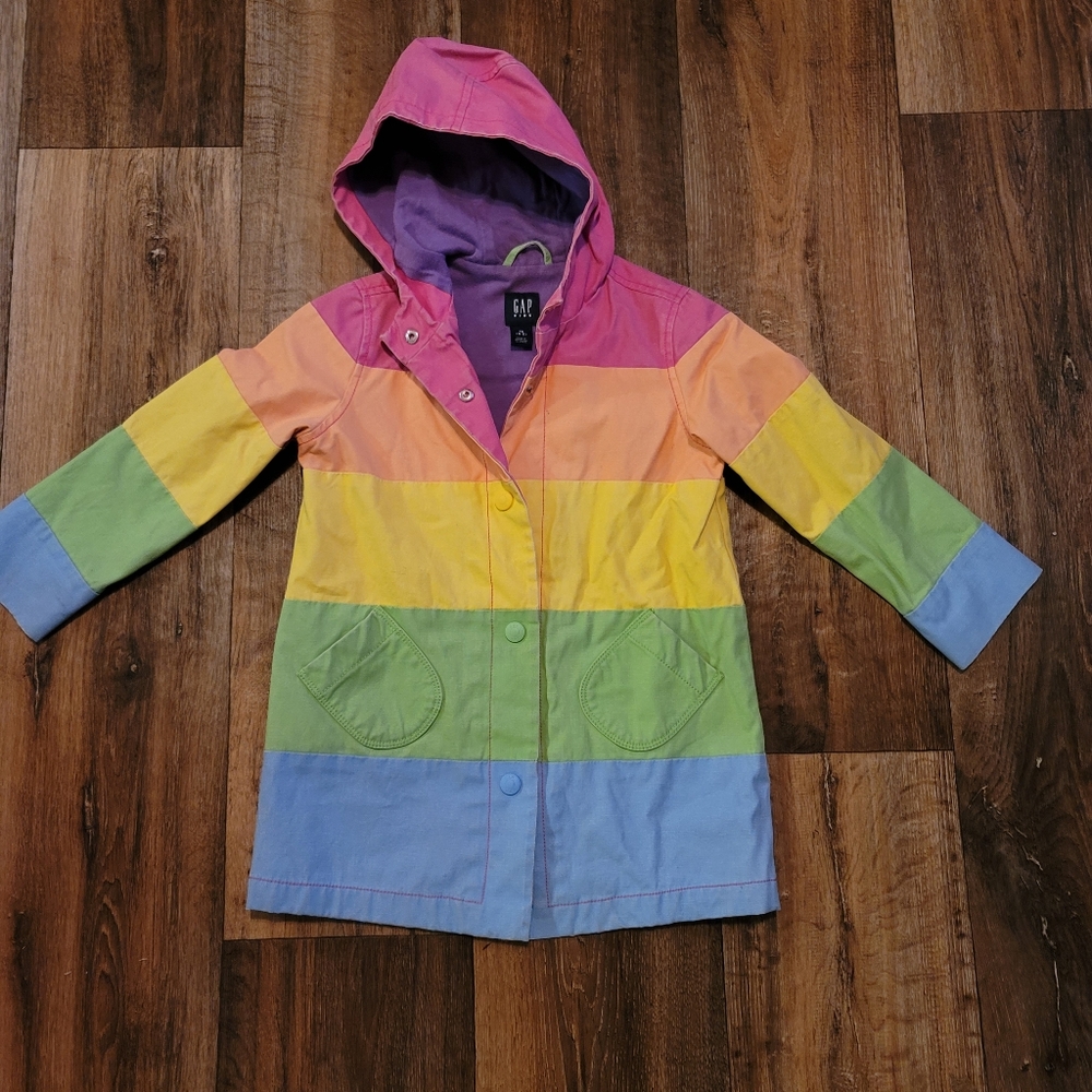 💥3/$12 Girls Raincoat Size 4/5